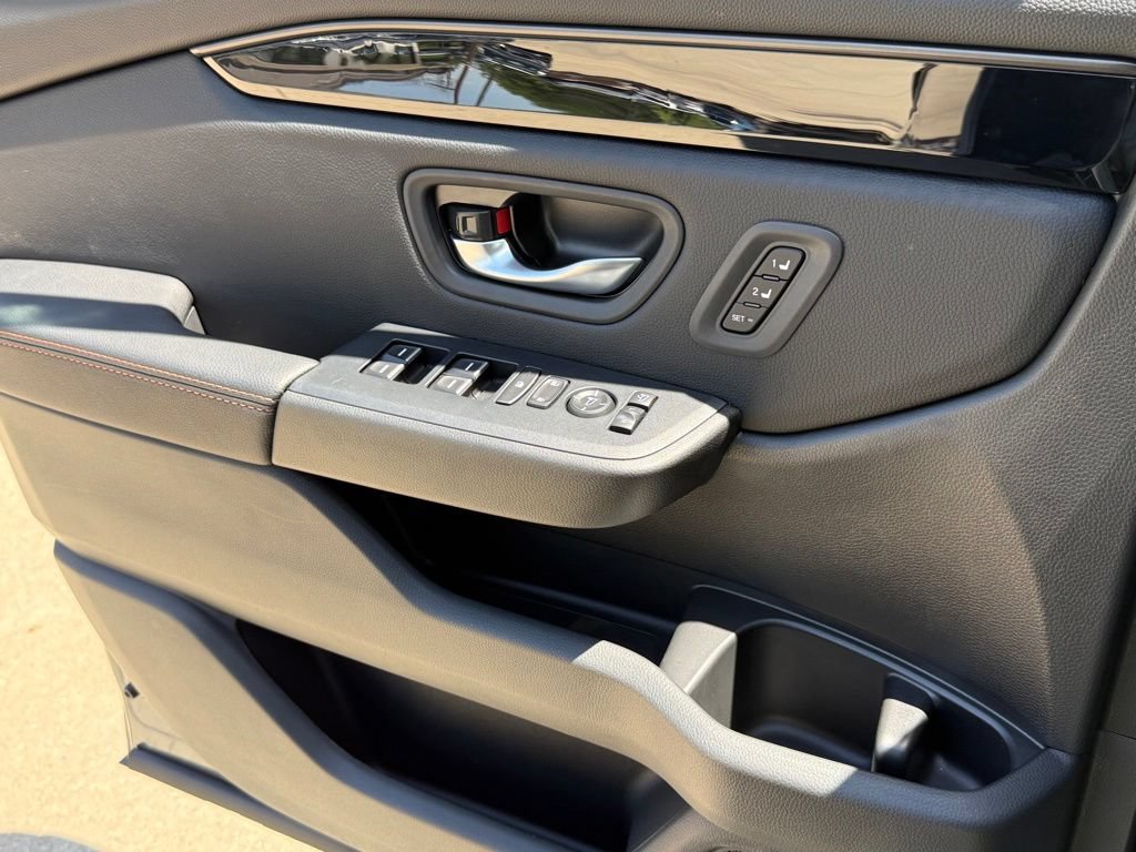 Certified 2026 Honda Pilot TrailSport image 32