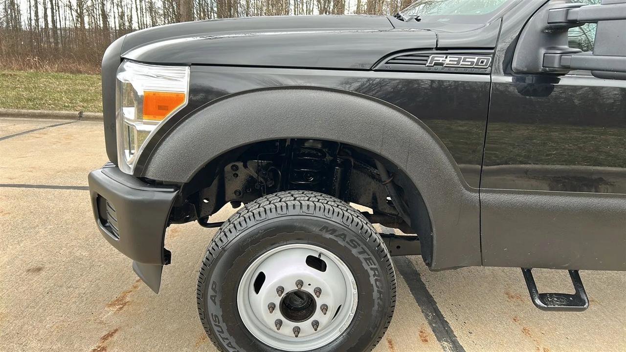 Used 2015 Ford F350 XL w/ Snow Plow Prep Package image 20