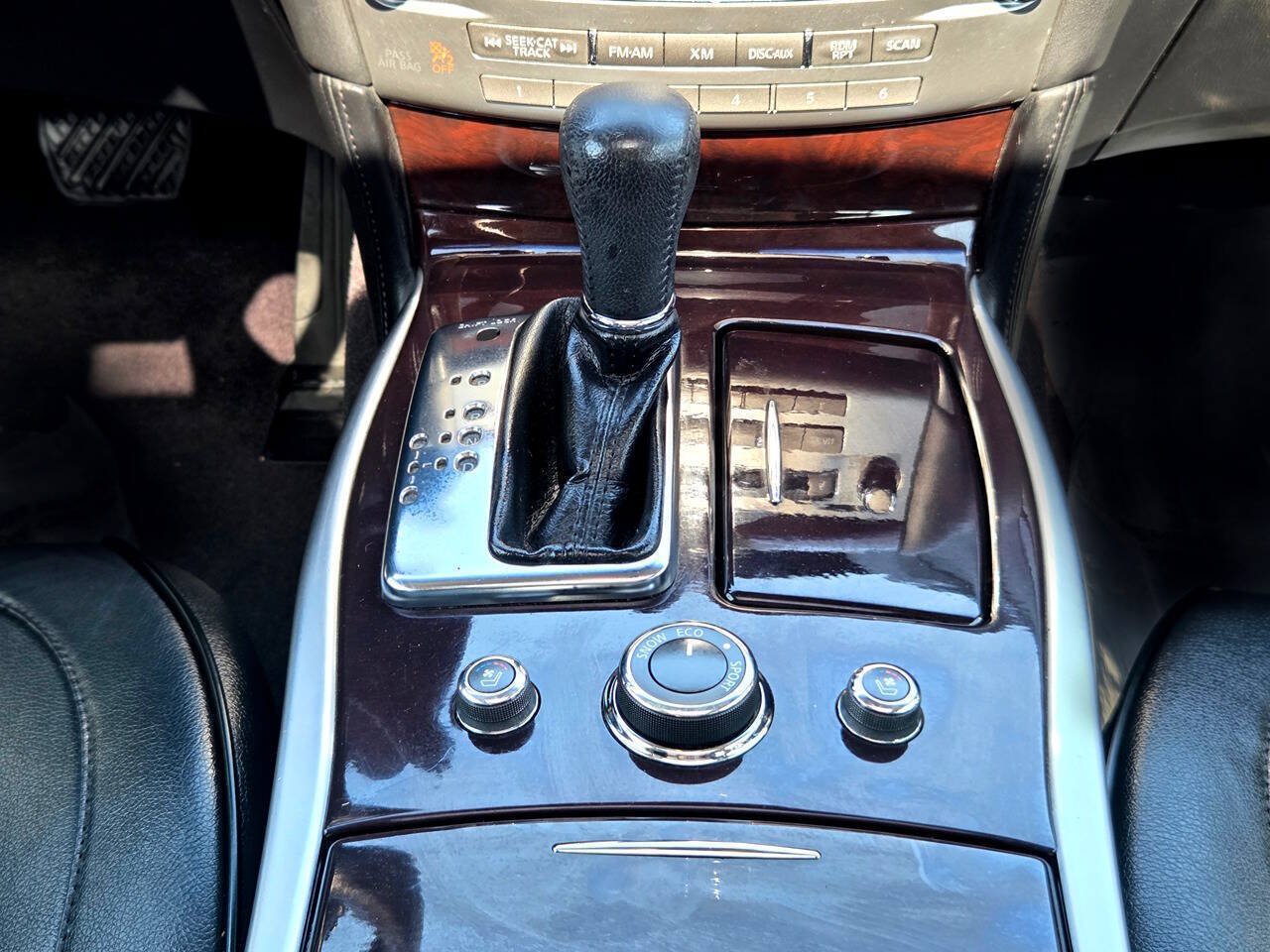 Used 2012 INFINITI M35 w/ Premium Pkg RWD image 14