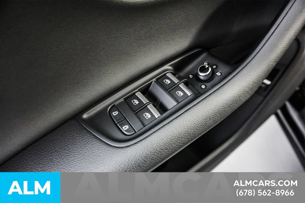 Used 2025 Audi Q7 3.0T Premium AWD/4WD image 53