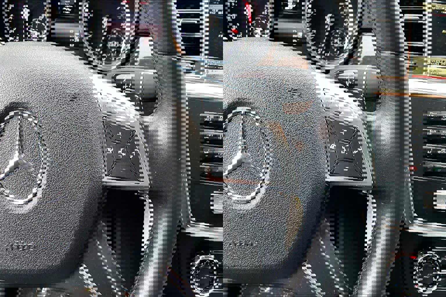 Used 2014 Mercedes-Benz GL 450 4MATIC image 20