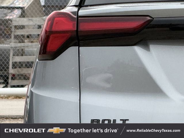 New 2027 Chevrolet Bolt LT w/ Comfort Package image 9