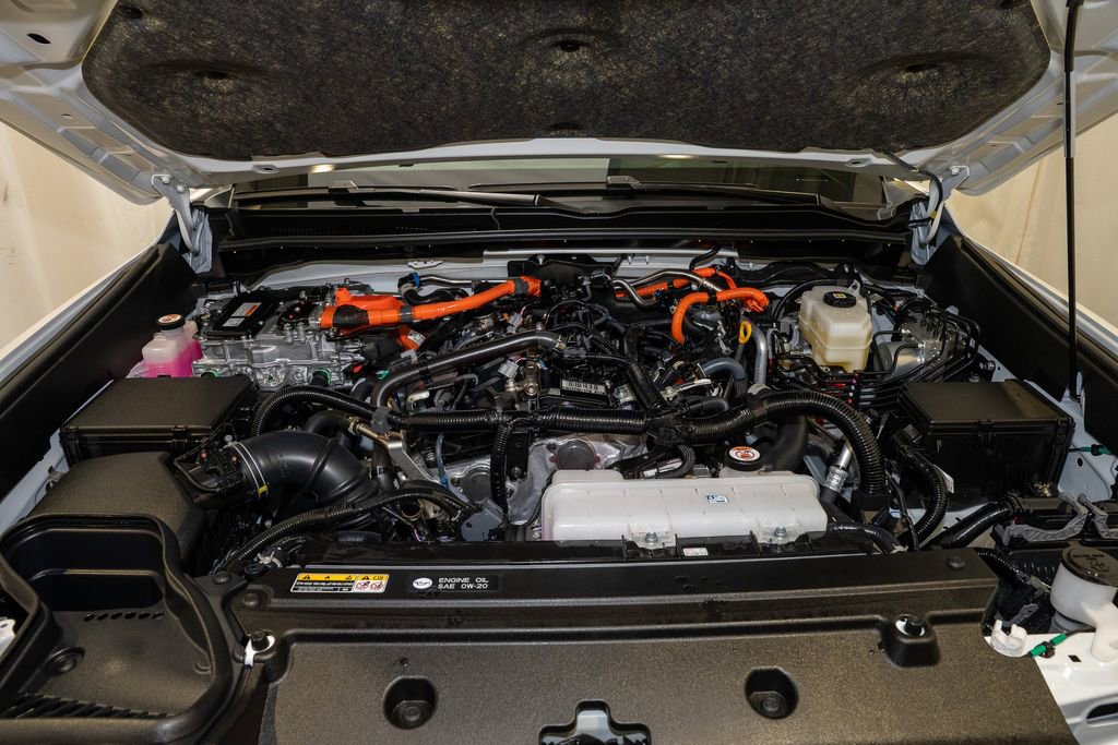 Used 2025 Toyota 4Runner TRD Off-Road image 21