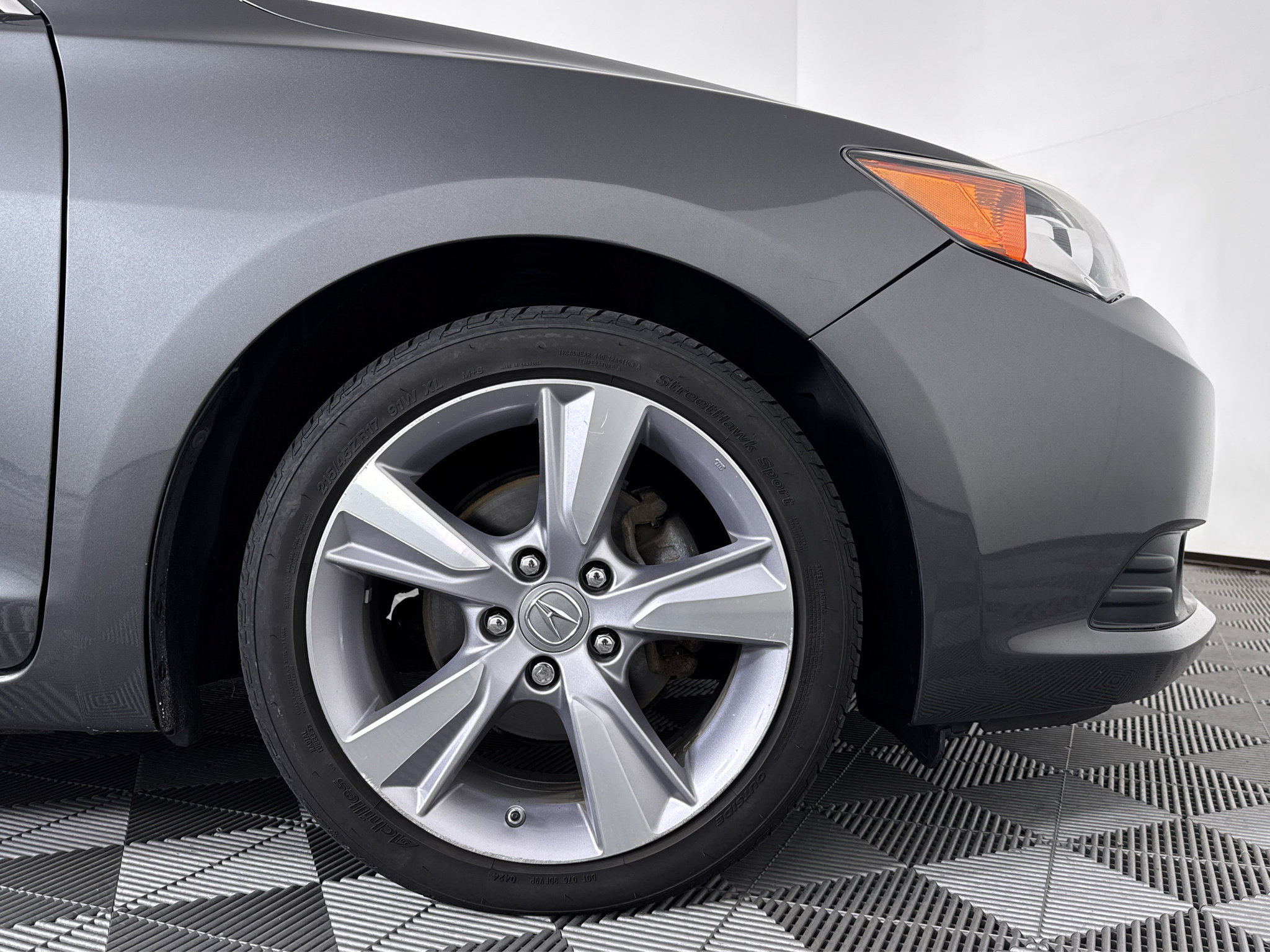 Used 2013 Acura ILX w/ Premium Package FWD image 20