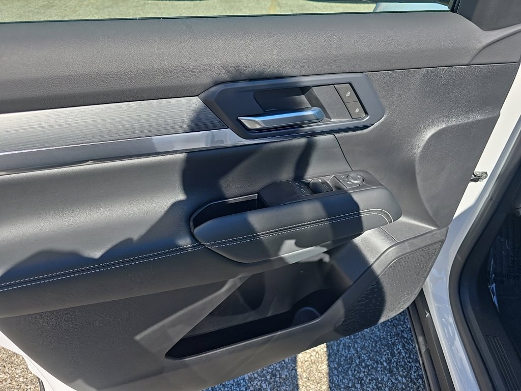 New 2027 GMC Terrain Elevation FWD image 18