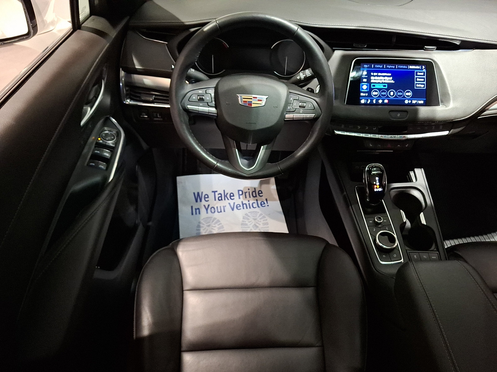 Certified 2023 Cadillac XT4 Premium Luxury w/ Cold Weather Package AWD/4WD image 20