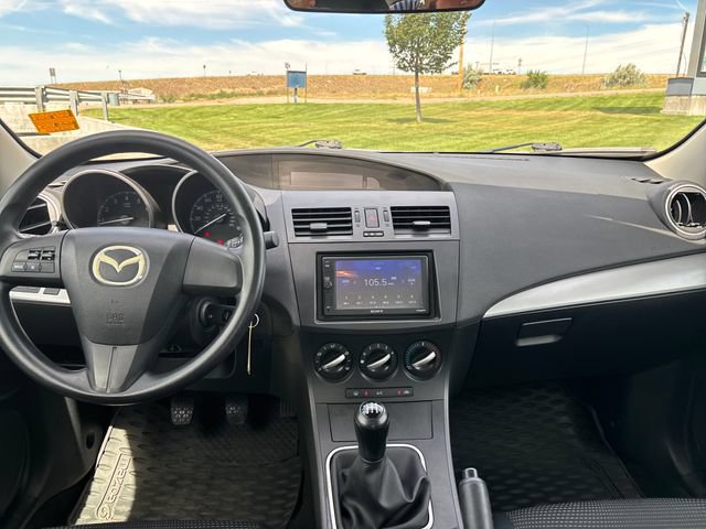 Used 2012 MAZDA MAZDA3 i Sport FWD image 12
