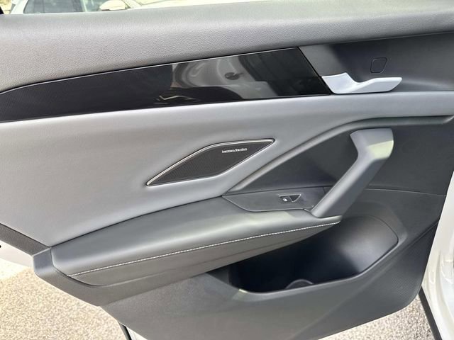 New 2026 Volkswagen Tiguan SEL R-Line image 8