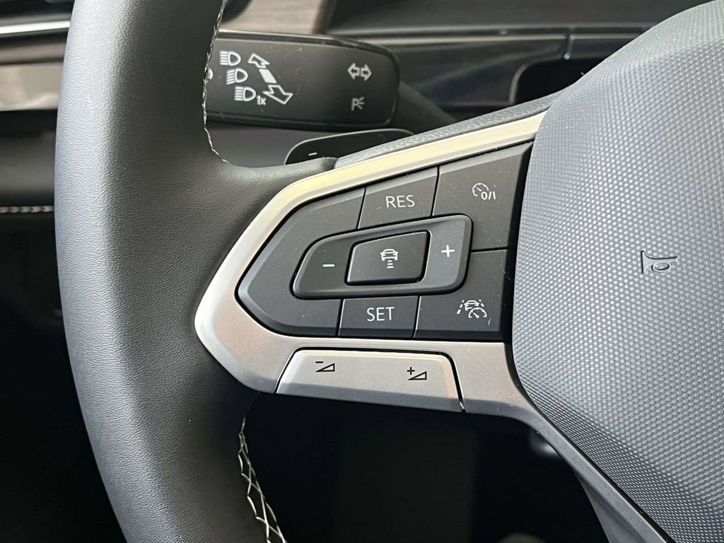 New 2025 Volkswagen Atlas SEL image 20