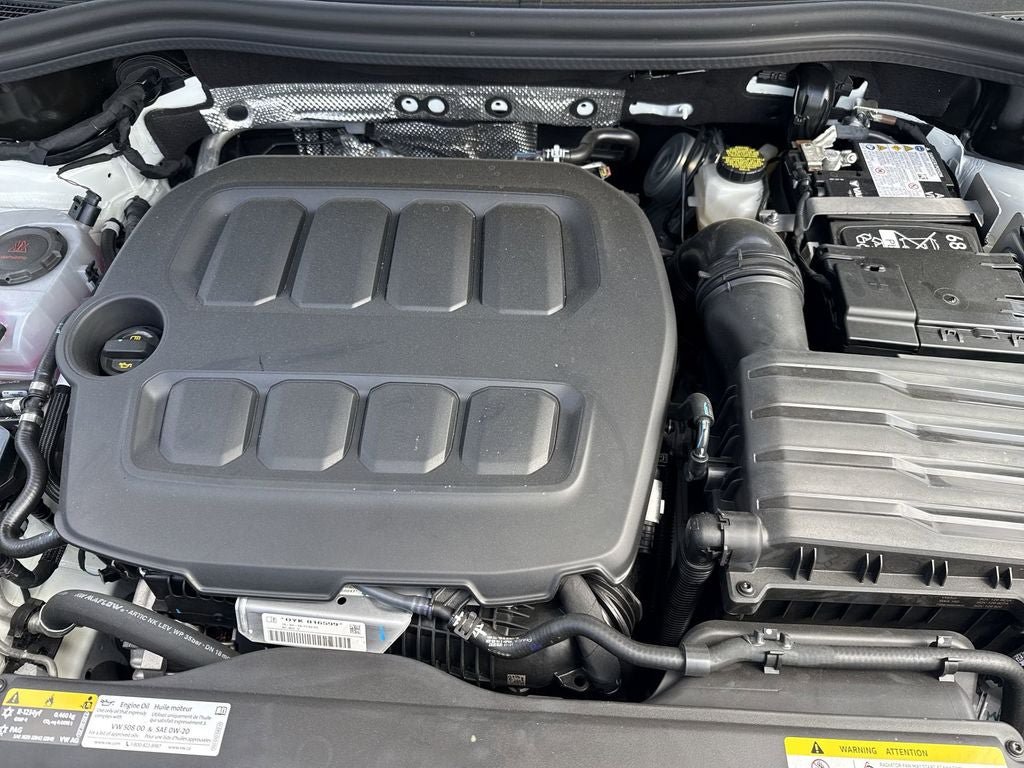 New 2026 Volkswagen Tiguan SEL R-Line AWD/4WD image 18