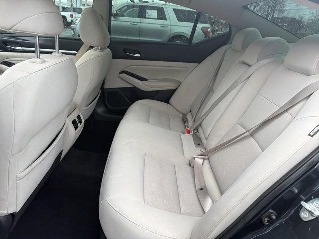 Used 2020 Nissan Altima 2.5 SV image 16