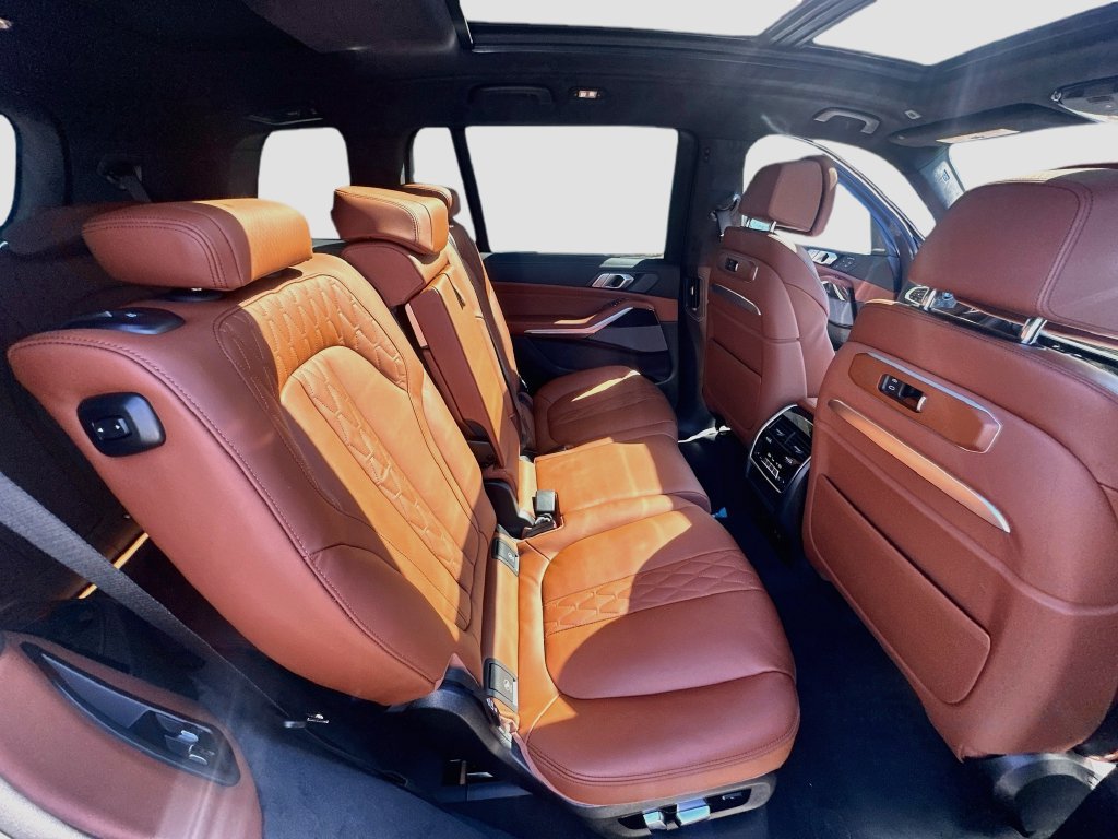 New 2027 BMW X7 M60i AWD/4WD image 30