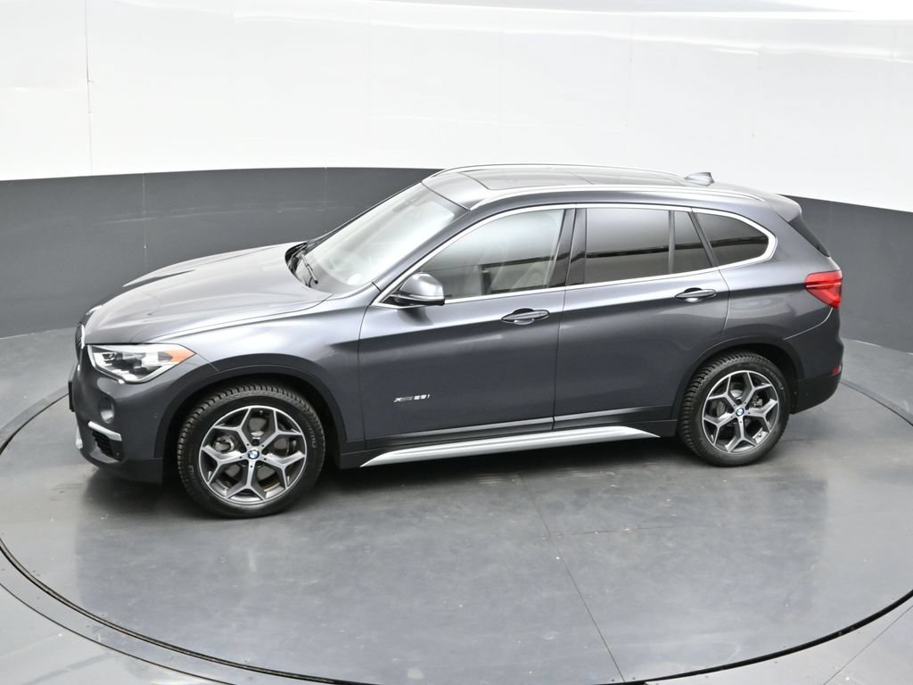 Used 2017 BMW X1 xDrive28i AWD/4WD image 32