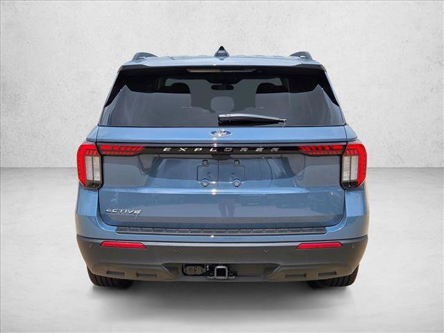 New 2026 Ford Explorer Active RWD image 8