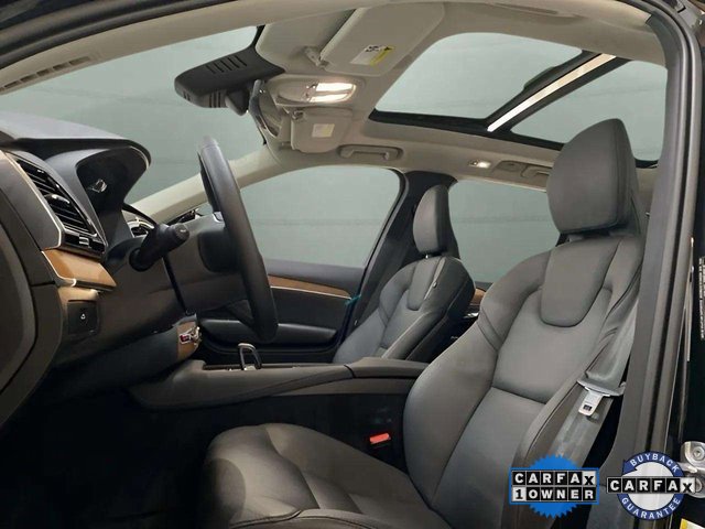 Used 2025 Volvo XC90 B6 Plus image 29