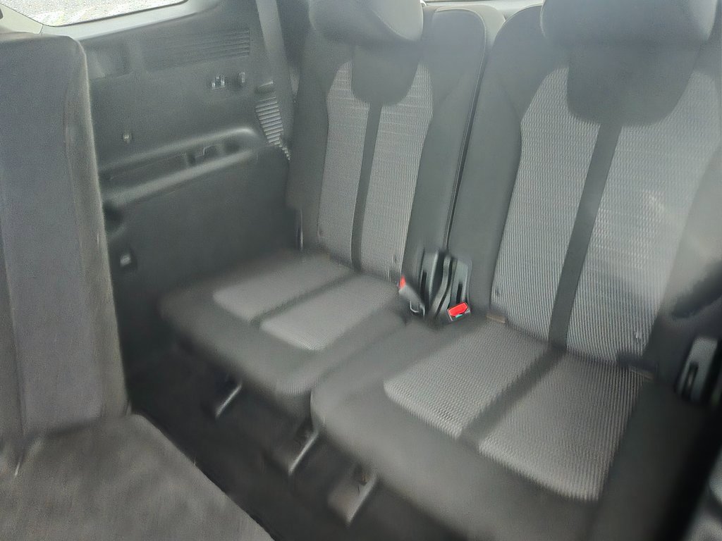 Used 2021 Kia Sorento LX image 9