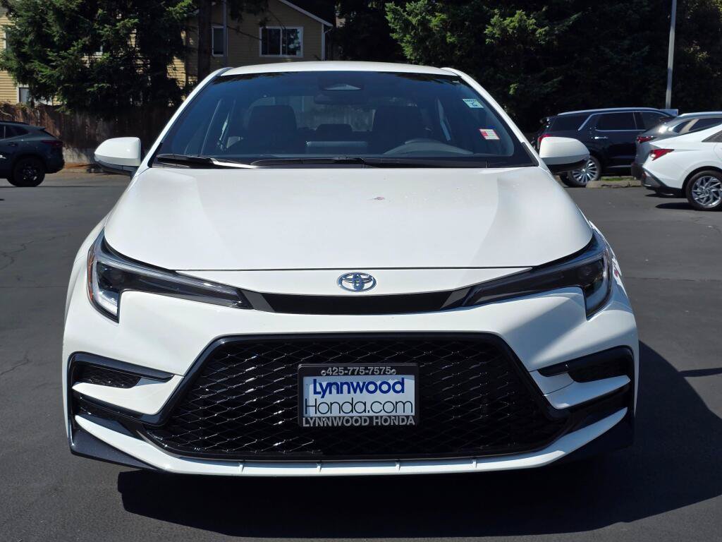 Used 2023 Toyota Corolla SE FWD image 8