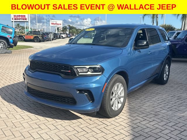 Certified 2025 Dodge Durango GT RWD image 3