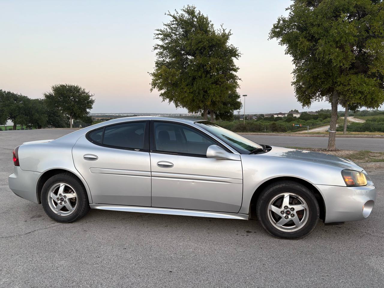 Used 2004 Pontiac Grand Prix GT2 FWD image 35