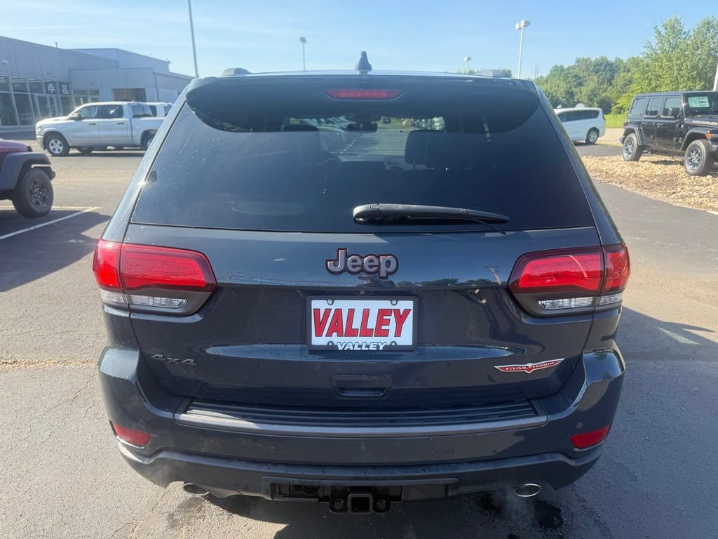 Used 2018 Jeep Grand Cherokee Trailhawk w/ Trailhawk Luxury Group AWD/4WD image 5