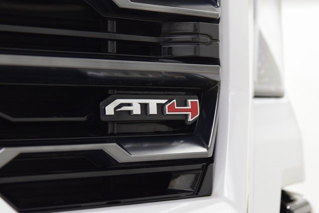 Used 2024 GMC Sierra 2500 AT4 w/ AT4 Premium Plus Package image 16