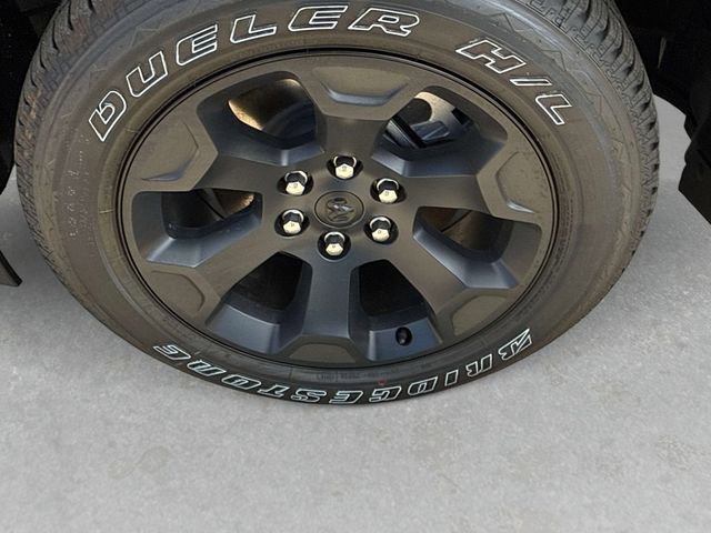 New 2026 RAM 1500 4x4 Crew Cab image 11