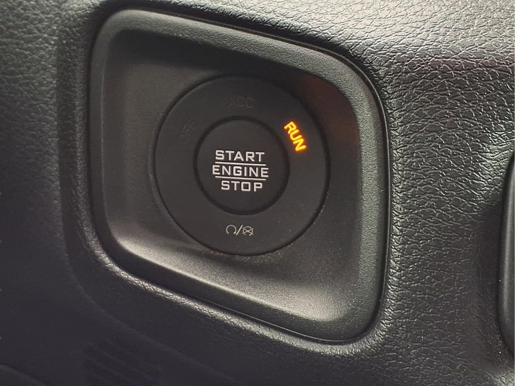 Used 2024 Jeep Wrangler Willys image 12