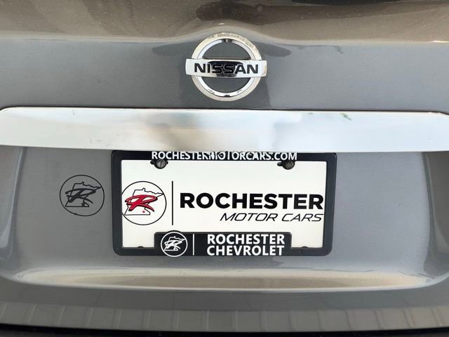 Used 2019 Nissan Pathfinder Platinum FWD image 46