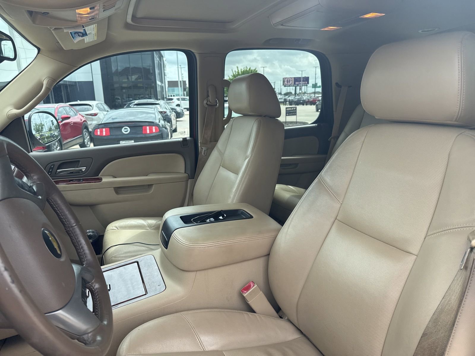 Used 2013 Chevrolet Tahoe LTZ image 21