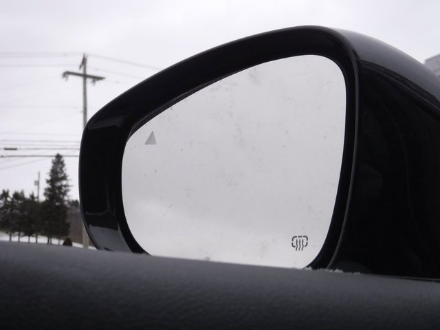 New 2026 Chrysler Pacifica Limited image 21