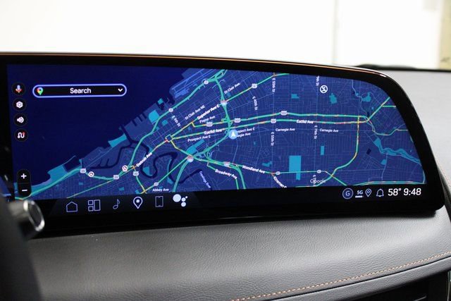 Used 2025 Cadillac CT5 V w/ Technology Package AWD/4WD image 17