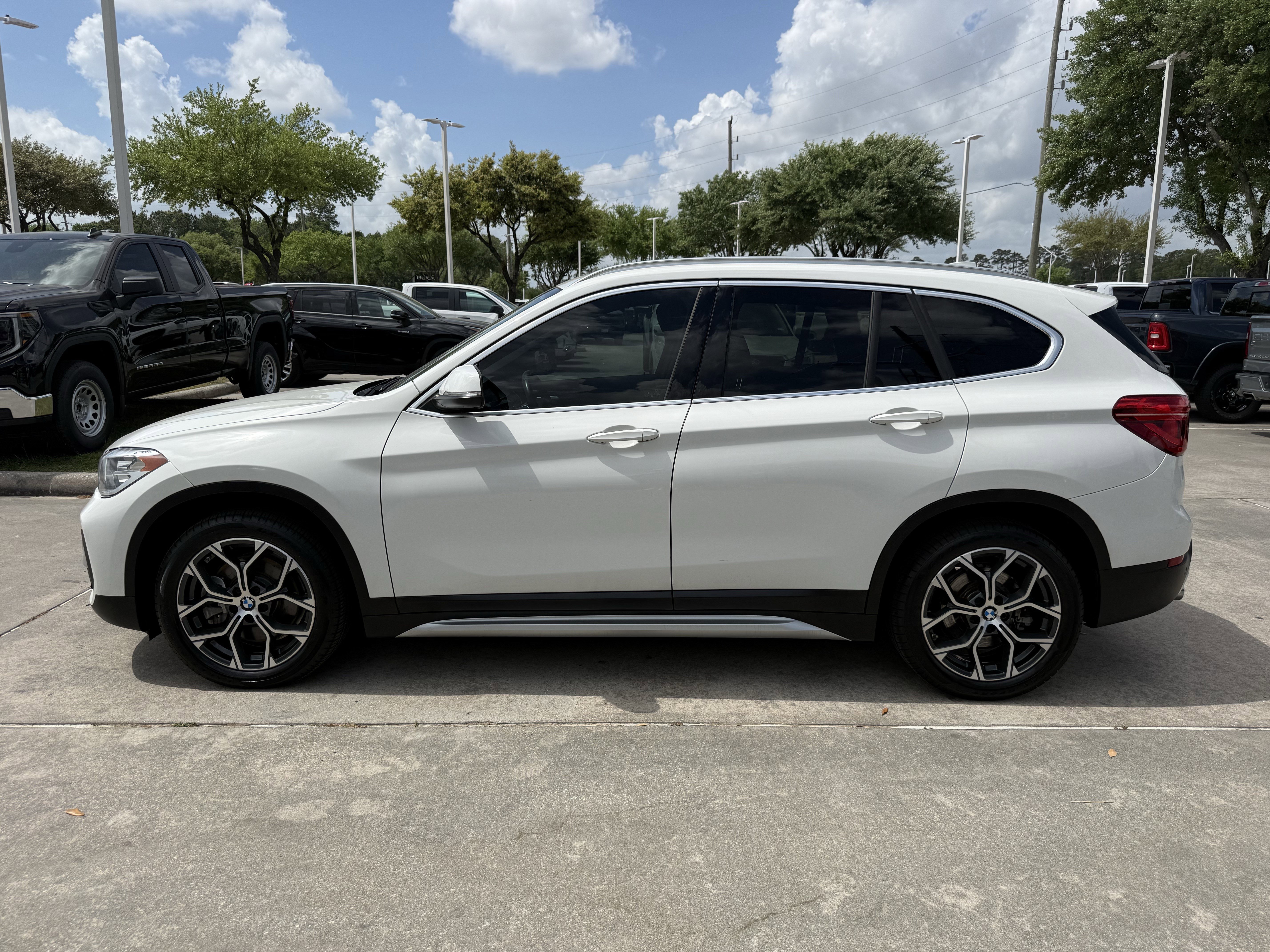 Used 2021 BMW X1 sDrive28i w/ Convenience Package image 9
