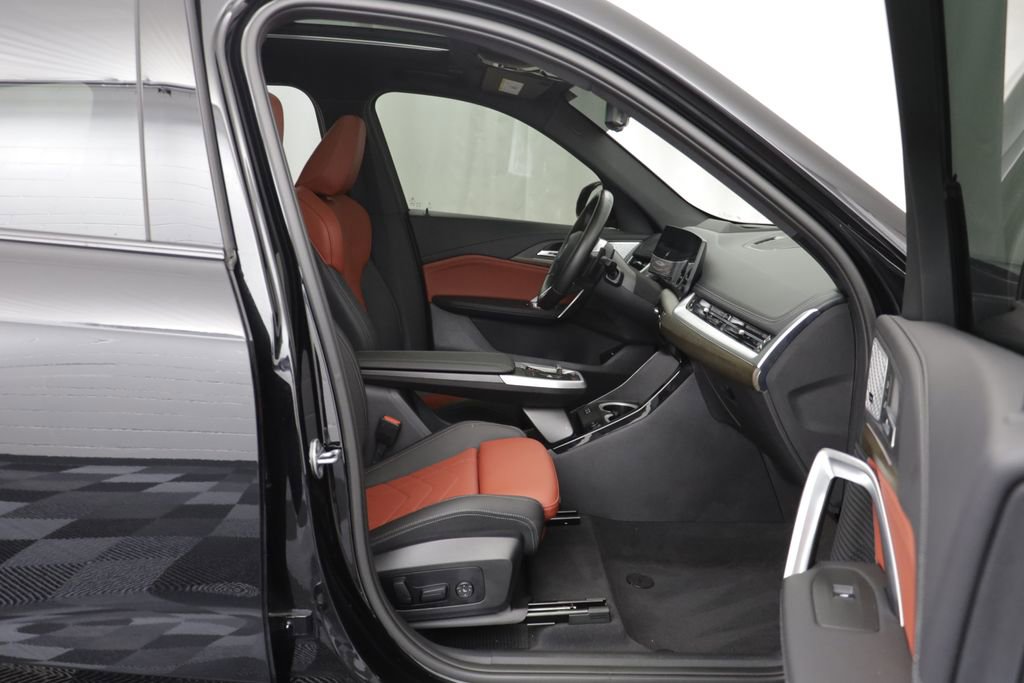 Certified 2023 BMW X1 xDrive28i w/ Premium Package AWD/4WD image 19