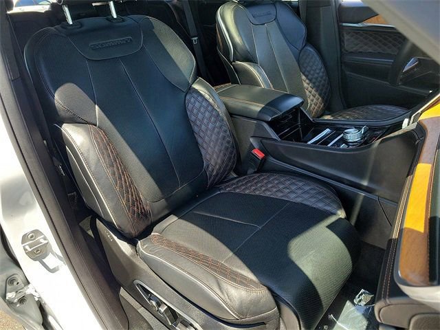 Used 2022 Jeep Grand Cherokee Summit image 16