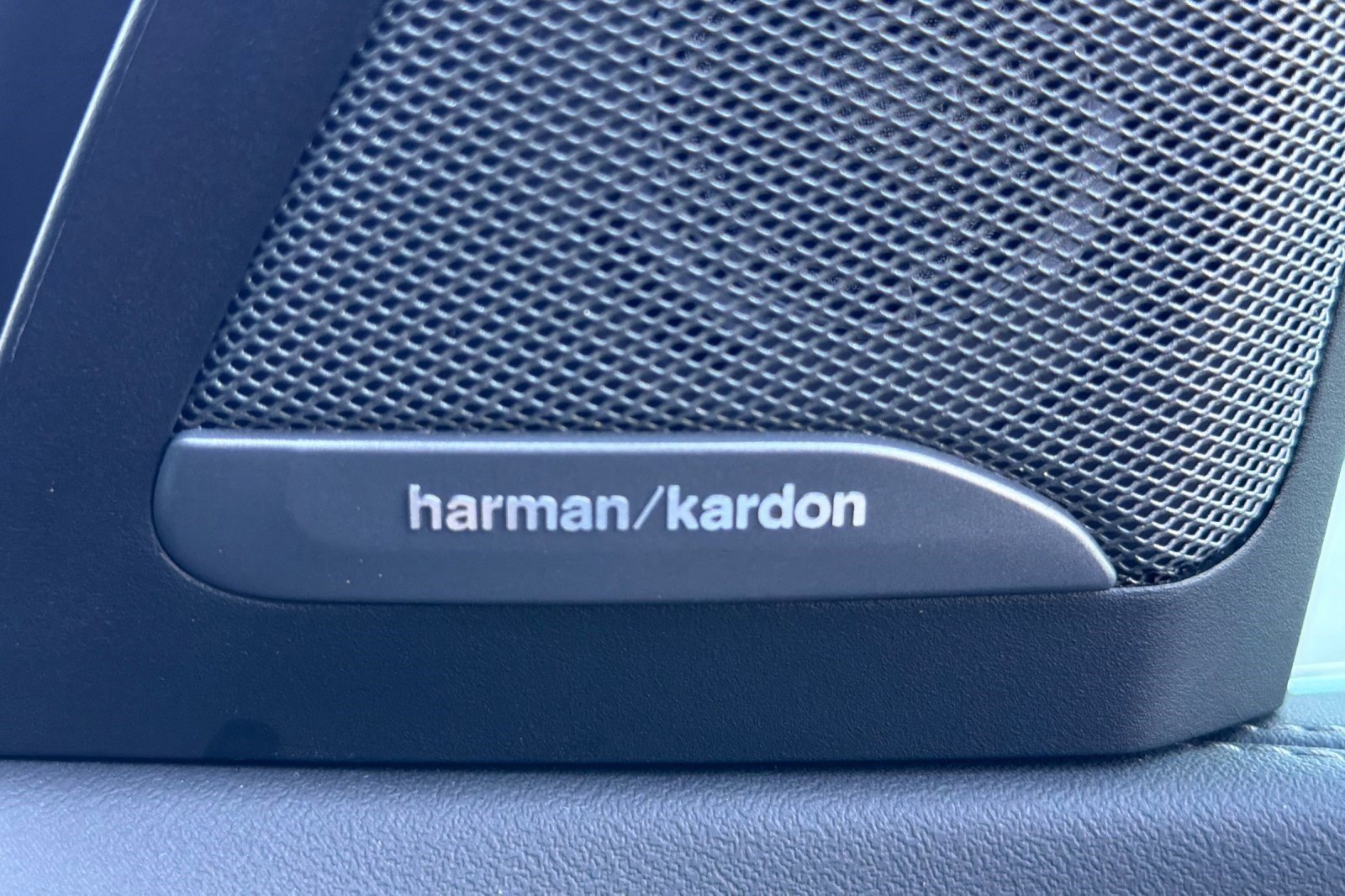 Used 2026 BMW X5 xDrive40i w/ Climate Comfort Package image 23