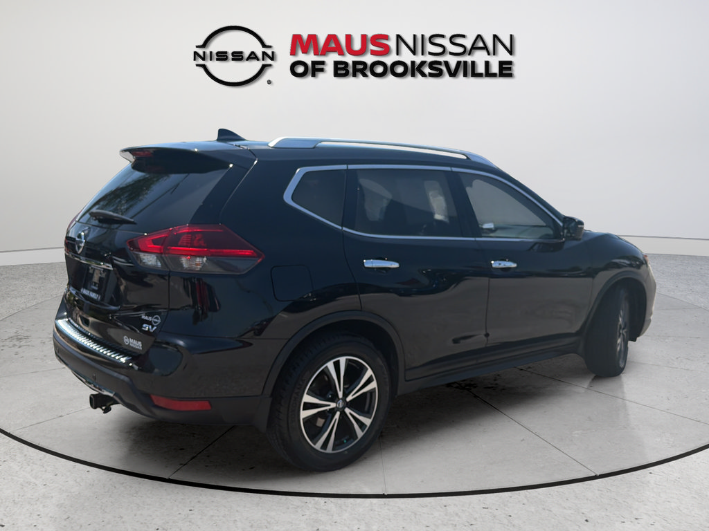 Used 2019 Nissan Rogue SV w/ Premium Package FWD image 13
