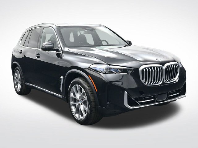 New 2026 BMW X5 xDrive50e w/ Executive Package AWD/4WD image 2