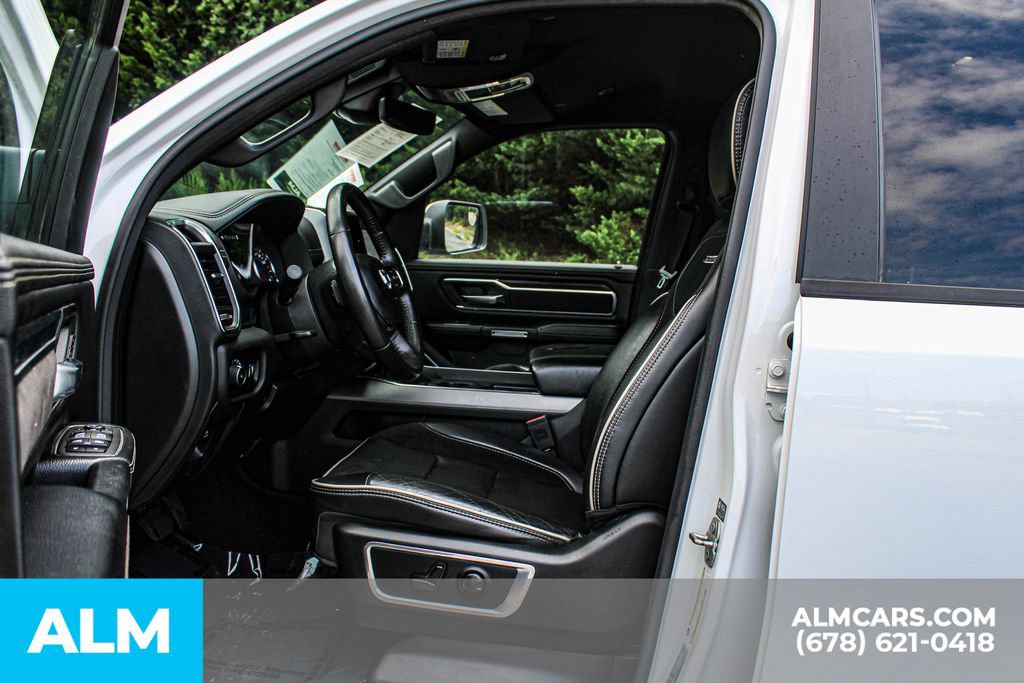 Used 2024 RAM 1500 Laramie AWD/4WD image 16