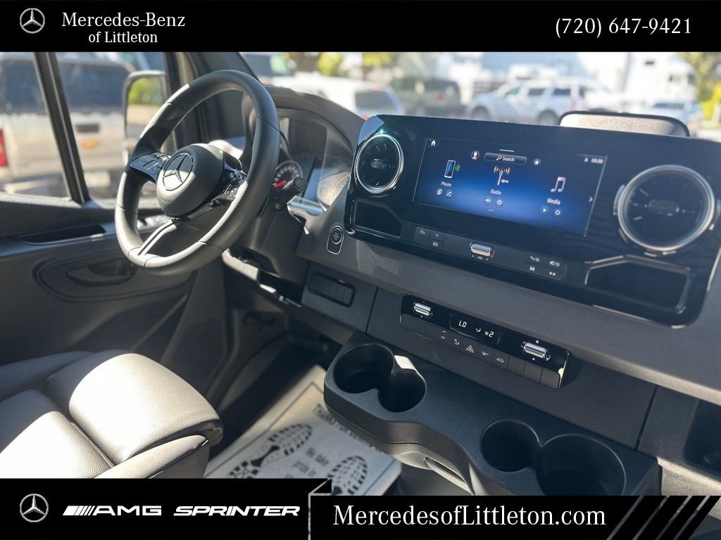 New 2025 Mercedes-Benz Sprinter 2500 image 18