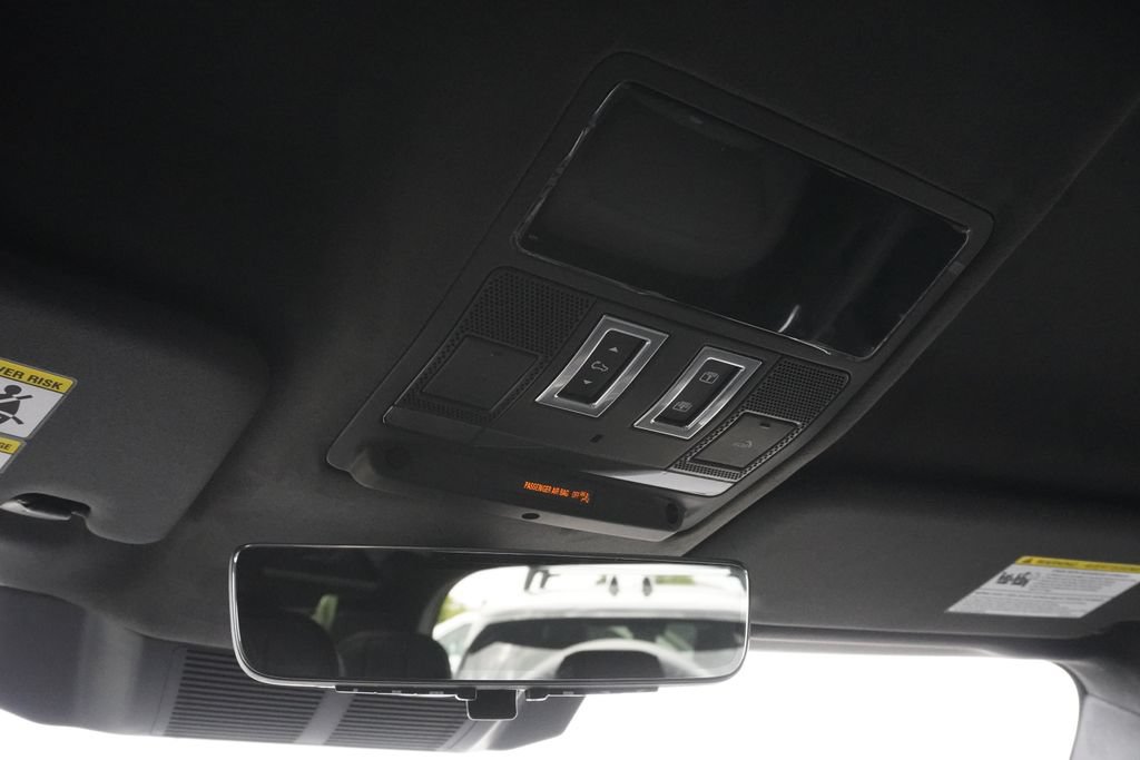 New 2026 Land Rover Defender 110 X AWD/4WD image 16