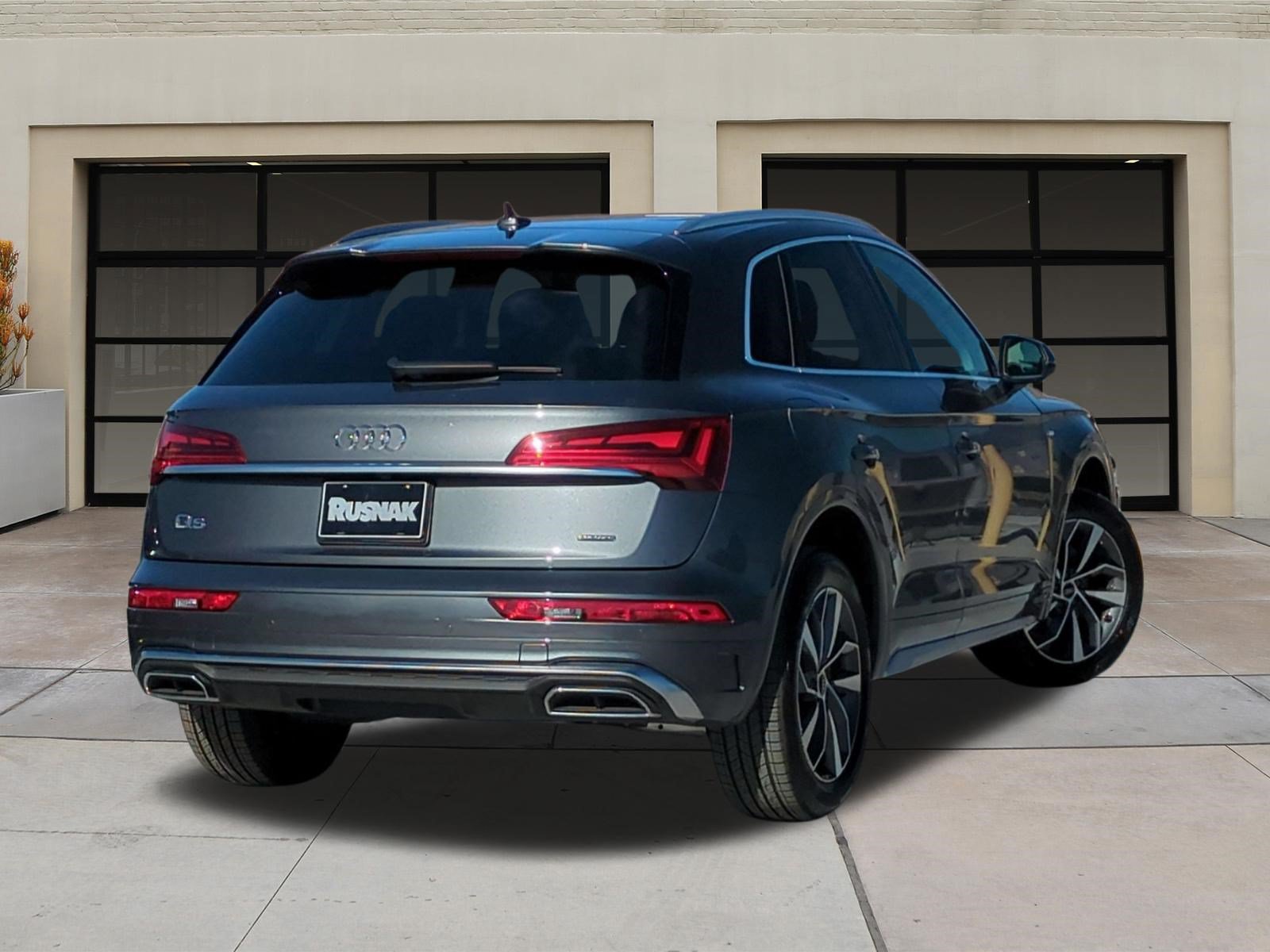 Used 2023 Audi Q5 2.0T Premium Plus AWD/4WD image 4