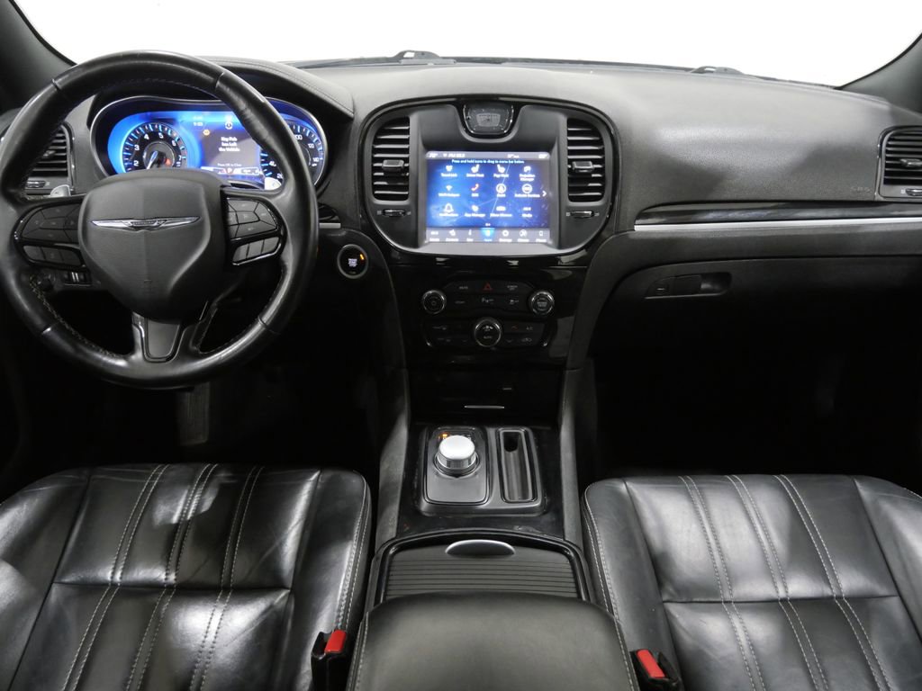 Used 2021 Chrysler 300 S RWD image 10