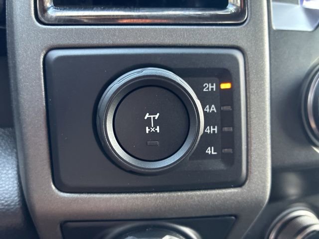Used 2019 Ford F150 Raptor w/ Equipment Group 802A Luxury image 37