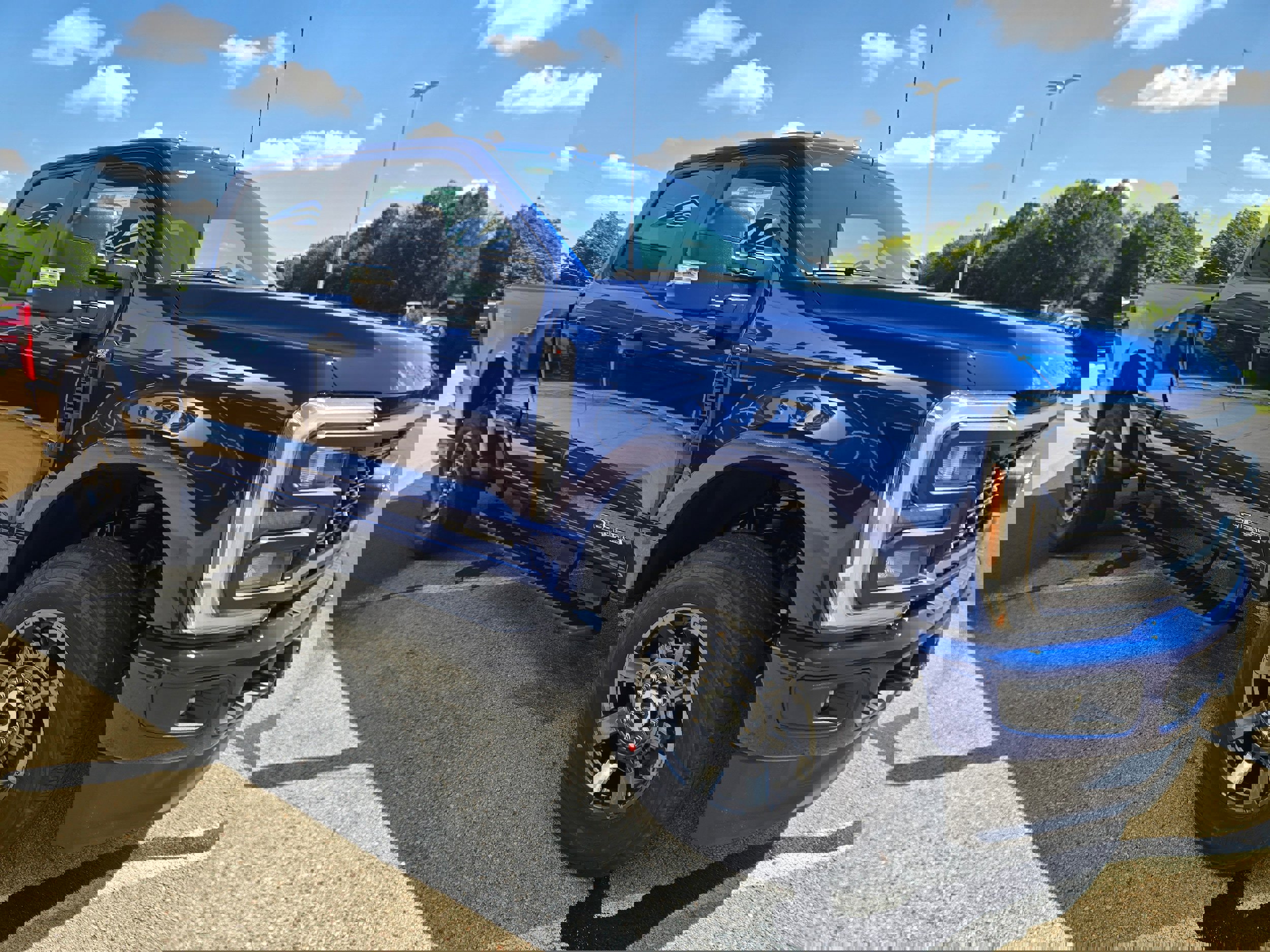 New 2026 Ford F250 4x4 Crew Cab Super Duty image 3