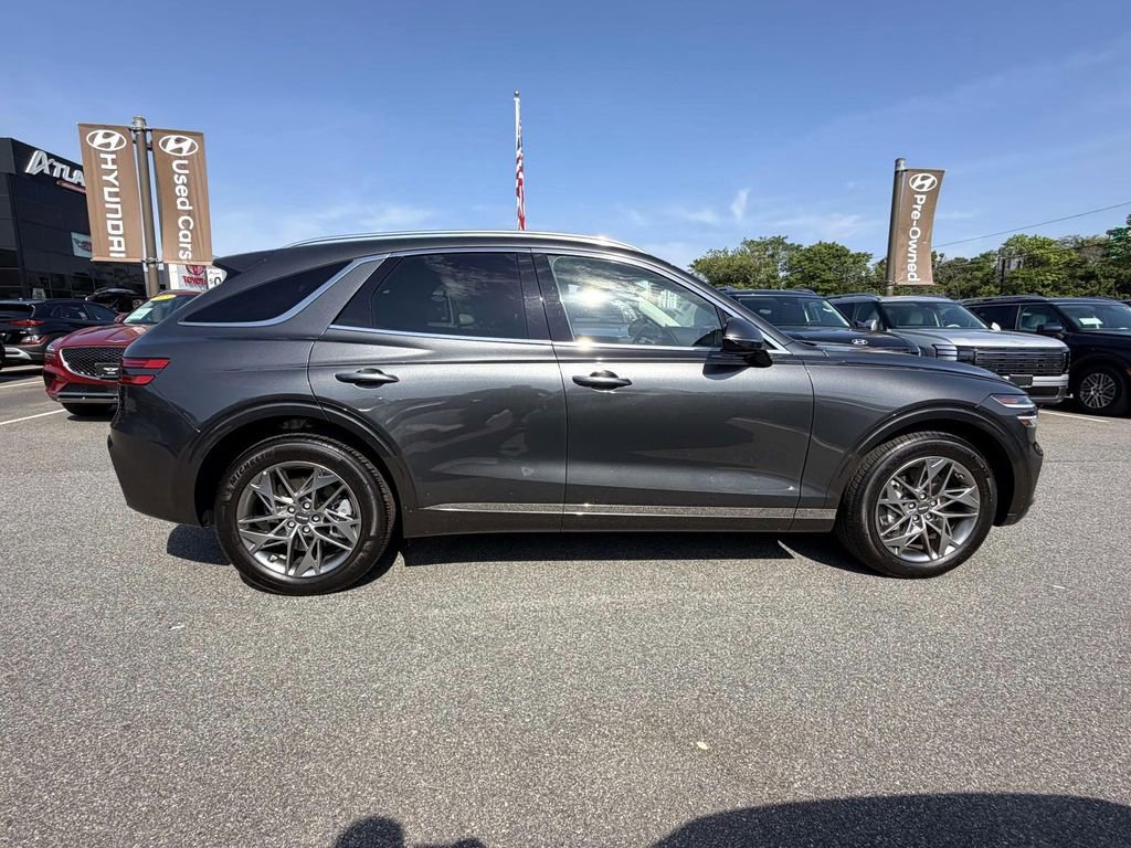 Certified 2024 Genesis GV70 2.5T w/ Select Package AWD/4WD image 8