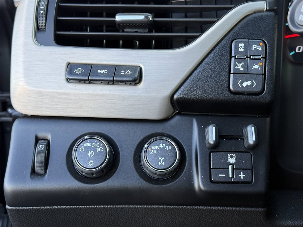 Used 2018 GMC Yukon XL Denali w/ Denali Ultimate Package image 19