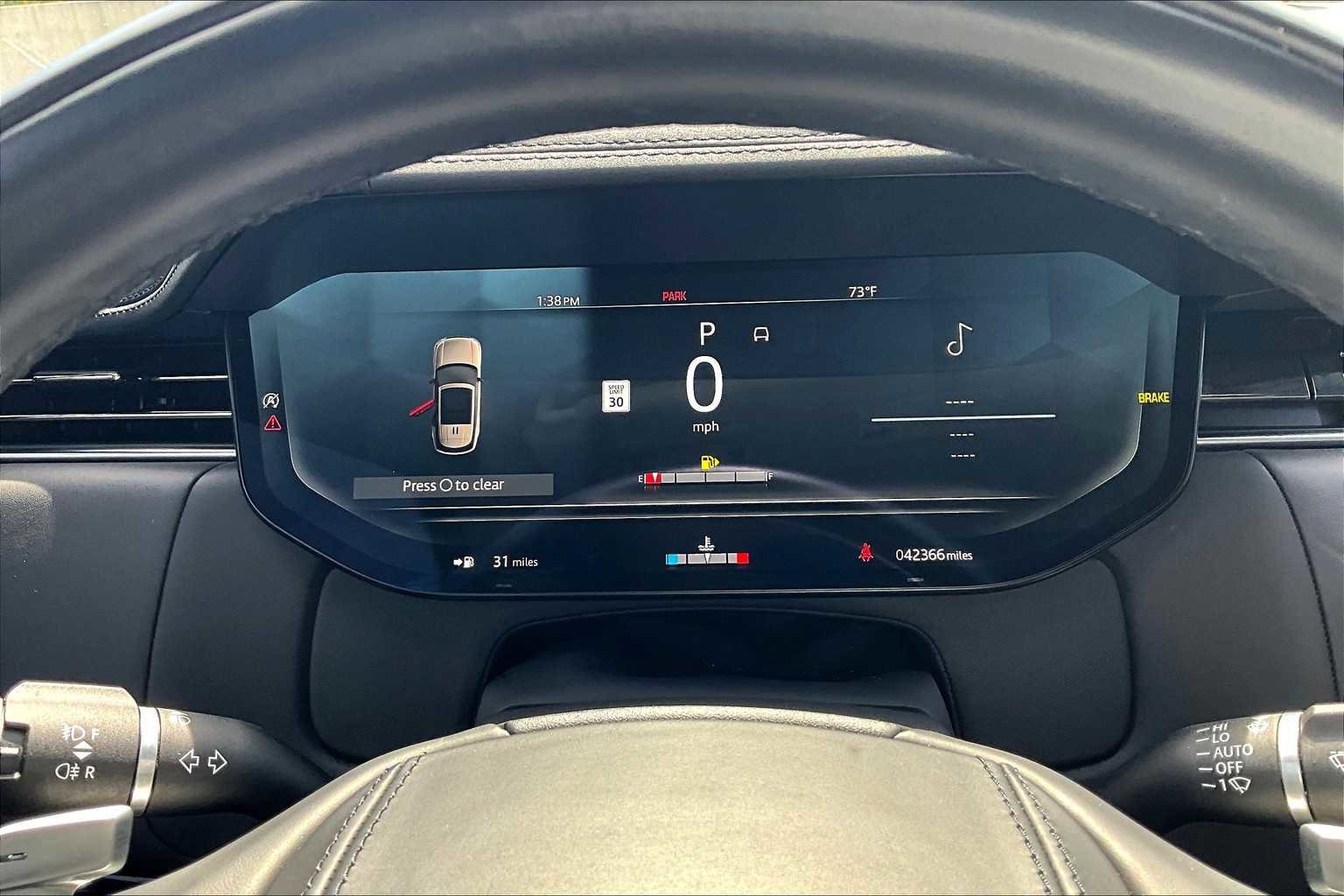 Used 2023 Land Rover Range Rover Long Wheelbase SE image 47