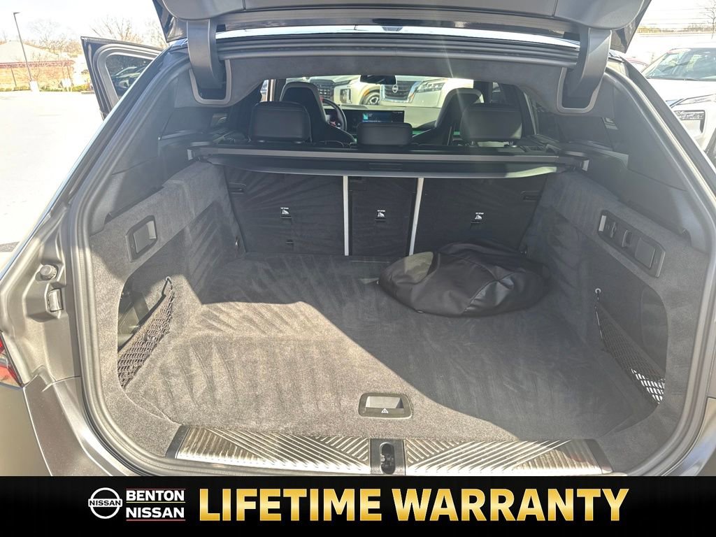 Used 2025 BMW M5 Touring image 17