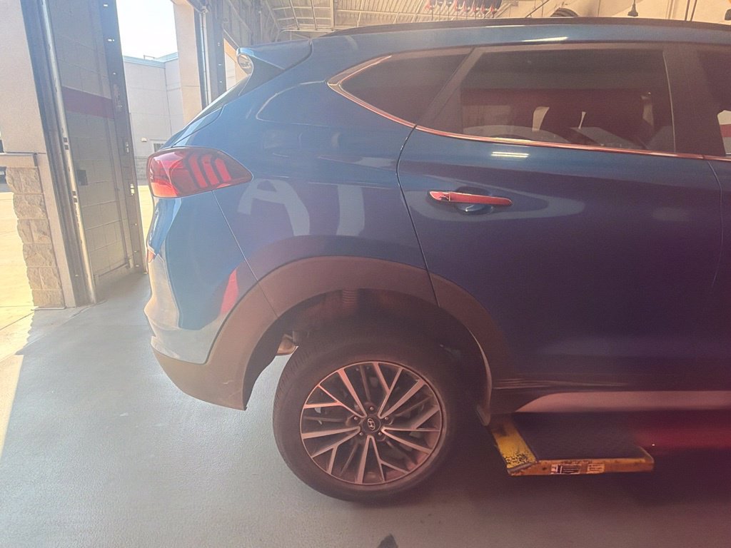 Used 2021 Hyundai Tucson Ultimate w/ Cargo Package FWD image 9