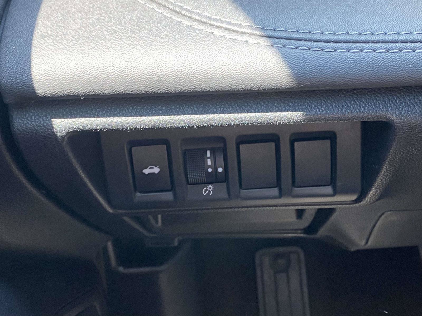 Used 2020 Subaru Legacy Limited AWD/4WD image 19